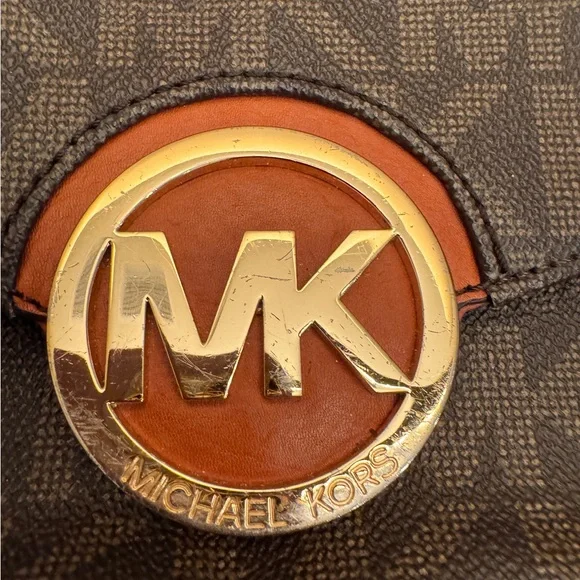 MICHAEL KORS Monogram Fulton Brown Signature Flap Chain Leather Crossbody Bag - Picture 6 of 9